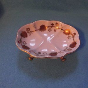VINTAGE MATSON PORCELAIN SOAP DISH